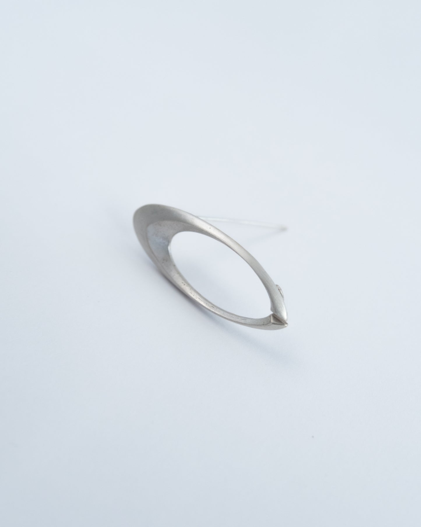 BABY SEAL BEANIE W. SILVER C PIN (LIMITED)
